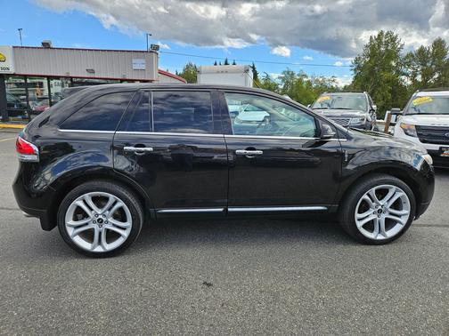 2013 Lincoln MKX Base