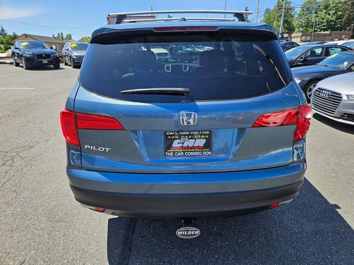 Obsidian Blue Pearl 2018 Honda Pilot EX