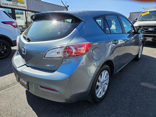2013 Mazda Mazda3 i Touring