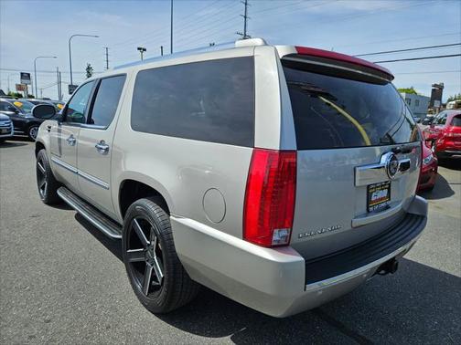 2007 Cadillac Escalade ESV Standard
