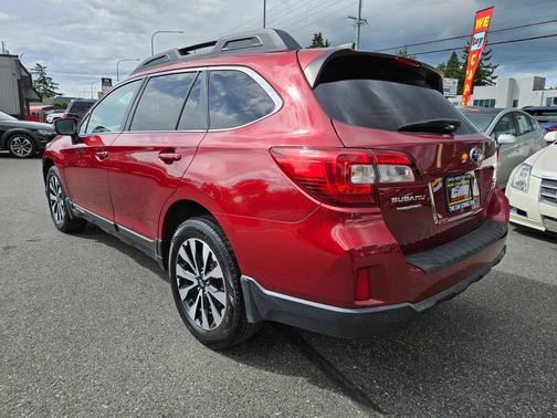 Venetian Red Pearl 2017 Subaru Outback 2.5i Limited