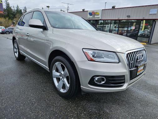 Ibis White 2015 Audi Q5 hybrid 2.0T Prestige