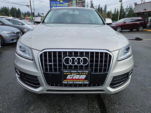 Ibis White 2015 Audi Q5 hybrid 2.0T Prestige