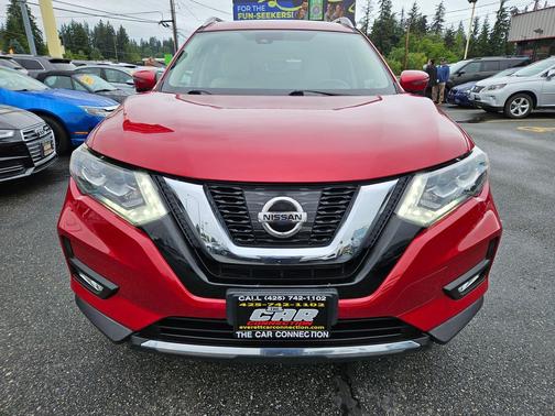 Palatial Ruby 2017 Nissan Rogue SL