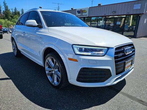 Glacier White Metallic 2016 Audi Q3 2.0T Premium Plus