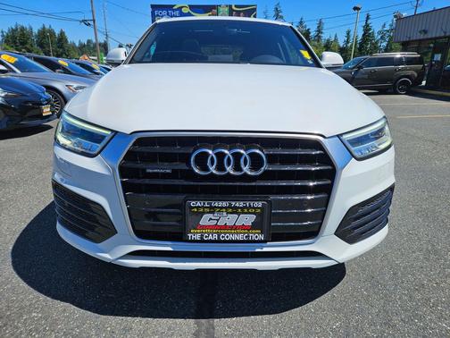 Glacier White Metallic 2016 Audi Q3 2.0T Premium Plus