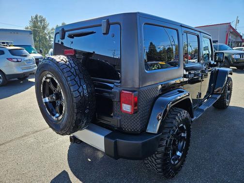 2011 Jeep Wrangler Unlimited Sahara