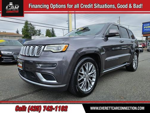 Granite Crystal Metallic Clearcoat 2017 Jeep Grand Cherokee Summit