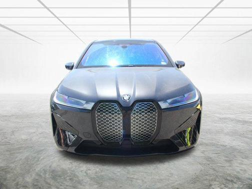 2025 BMW iX xDrive50