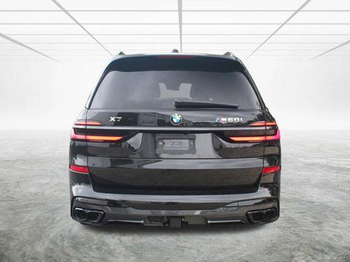 2026 BMW X7 M60i