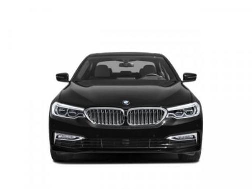 Photo 4 of 17 of 2019 BMW 540 i xDrive