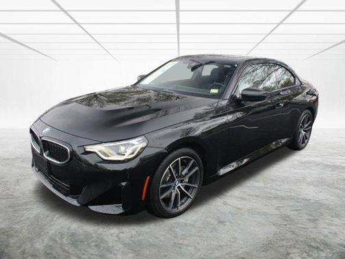 2024 BMW 230 i xDrive