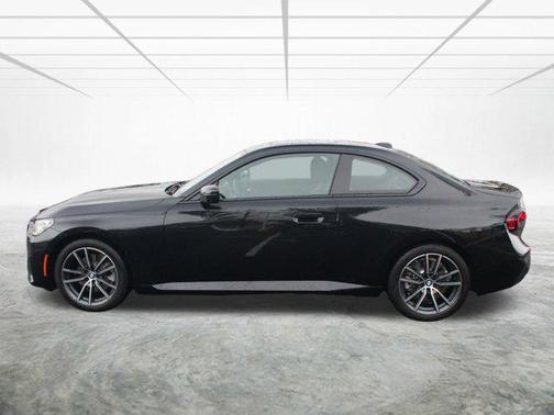 2024 BMW 230 i xDrive