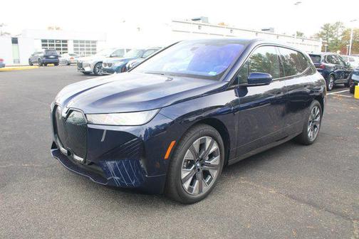 2026 BMW iX xDrive45