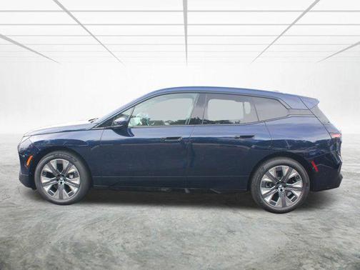 2026 BMW iX xDrive45