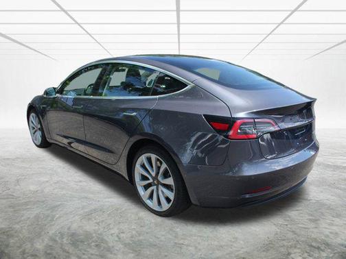 2018 Tesla Model 3 Performance