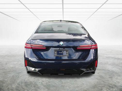 2026 BMW 530 i xDrive