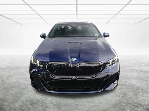 2026 BMW 530 i xDrive
