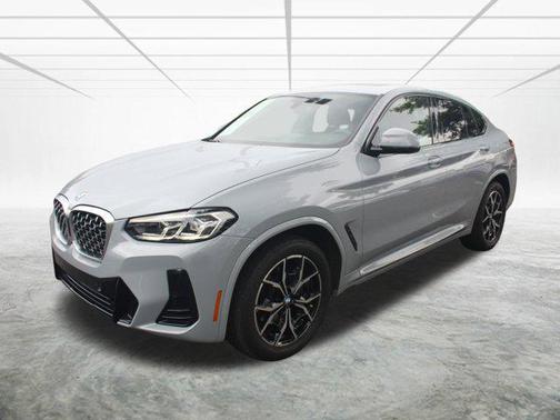 2023 BMW X4 xDrive30i