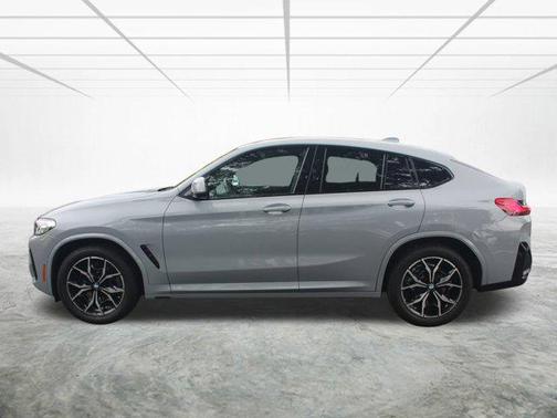 2023 BMW X4 xDrive30i