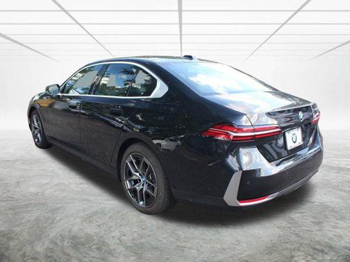 2024 BMW i5 eDrive40