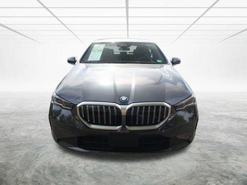 2025 BMW i5 xDrive40