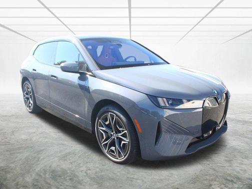 2026 BMW iX xDrive45