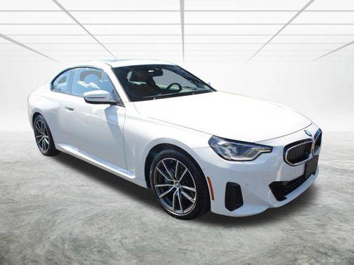 2024 BMW 230 i xDrive