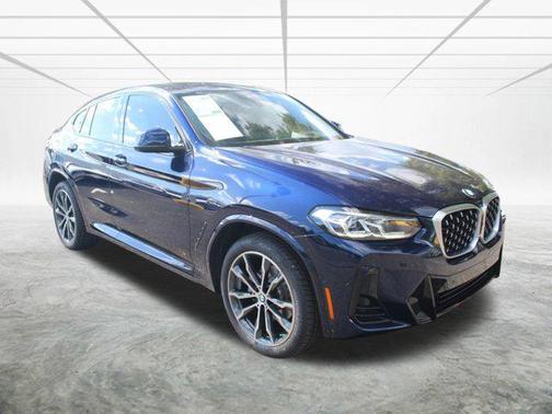 2025 BMW X4 xDrive30i