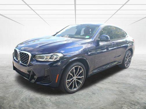 2025 BMW X4 xDrive30i