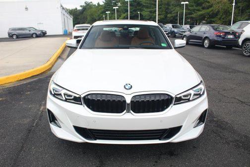 2025 BMW 330 i xDrive