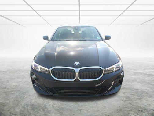 2025 BMW 330 i xDrive