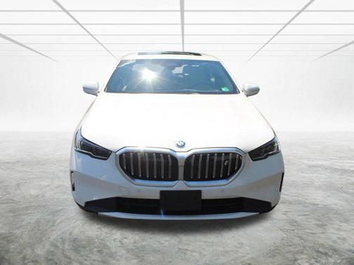 2025 BMW i5 xDrive40