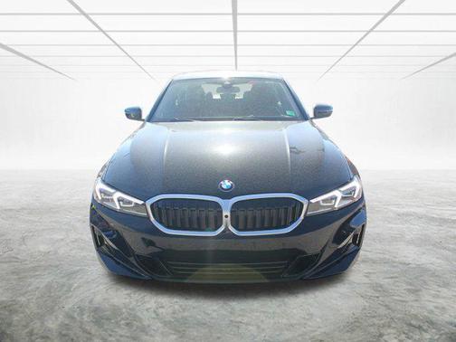 2025 BMW 330 i xDrive