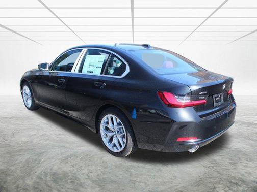 2025 BMW 330 i xDrive
