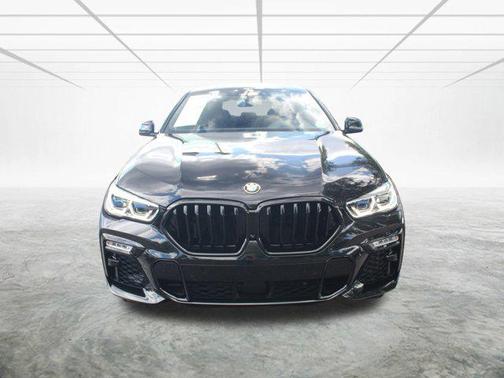 2021 BMW X6 M50i