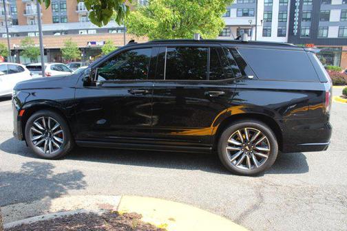 2022 Cadillac Escalade Sport