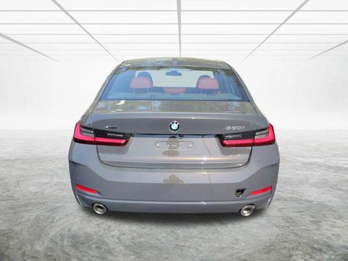 2025 BMW 330 i xDrive