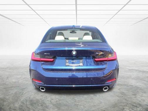 2025 BMW 330 i xDrive