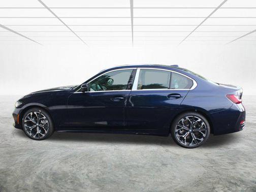 2025 BMW 330 i xDrive