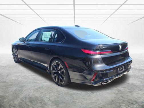 2025 BMW 760 i xDrive