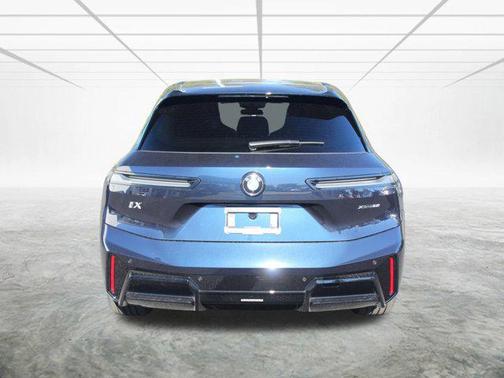 2026 BMW iX xDrive60