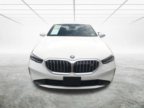2025 BMW i5 xDrive40