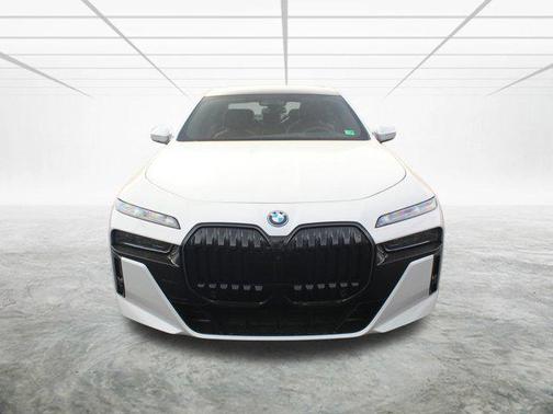 2025 BMW i7 eDrive50