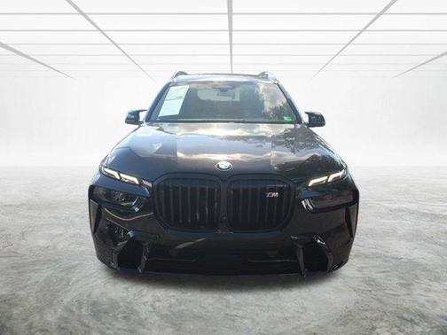2024 BMW X7 M60i