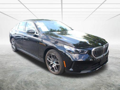 2025 BMW i5 xDrive40