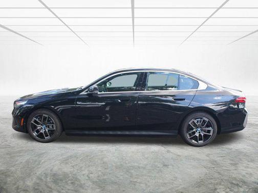 2025 BMW i5 xDrive40
