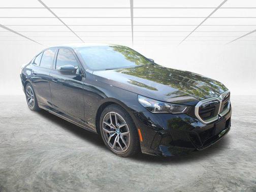 2024 BMW i5 M60