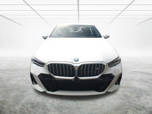 2026 BMW i5 xDrive40