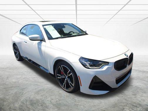 2023 BMW 230 i xDrive
